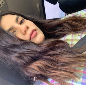 Meet your Posher, Claudia